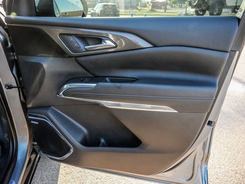 Used 2025 Chevrolet Traverse High Country w/ LPO, Floor Liner Package FWD image 20