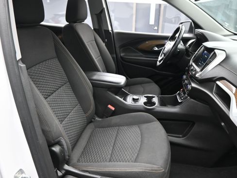 Used 2020 GMC Terrain SLE w/ Driver Convenience Package image 15
