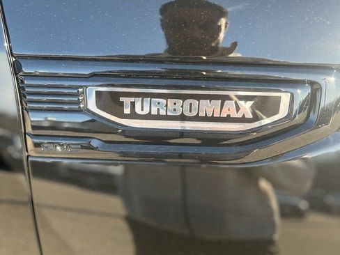 New 2025 GMC Sierra 1500 Elevation image 23