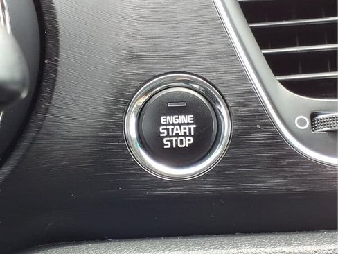 Used 2020 Kia Sedona EX FWD image 23