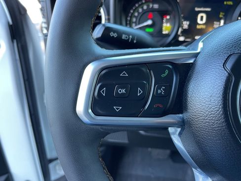 Used 2024 Jeep Wrangler Unlimited Sahara w/ Technology Group image 18