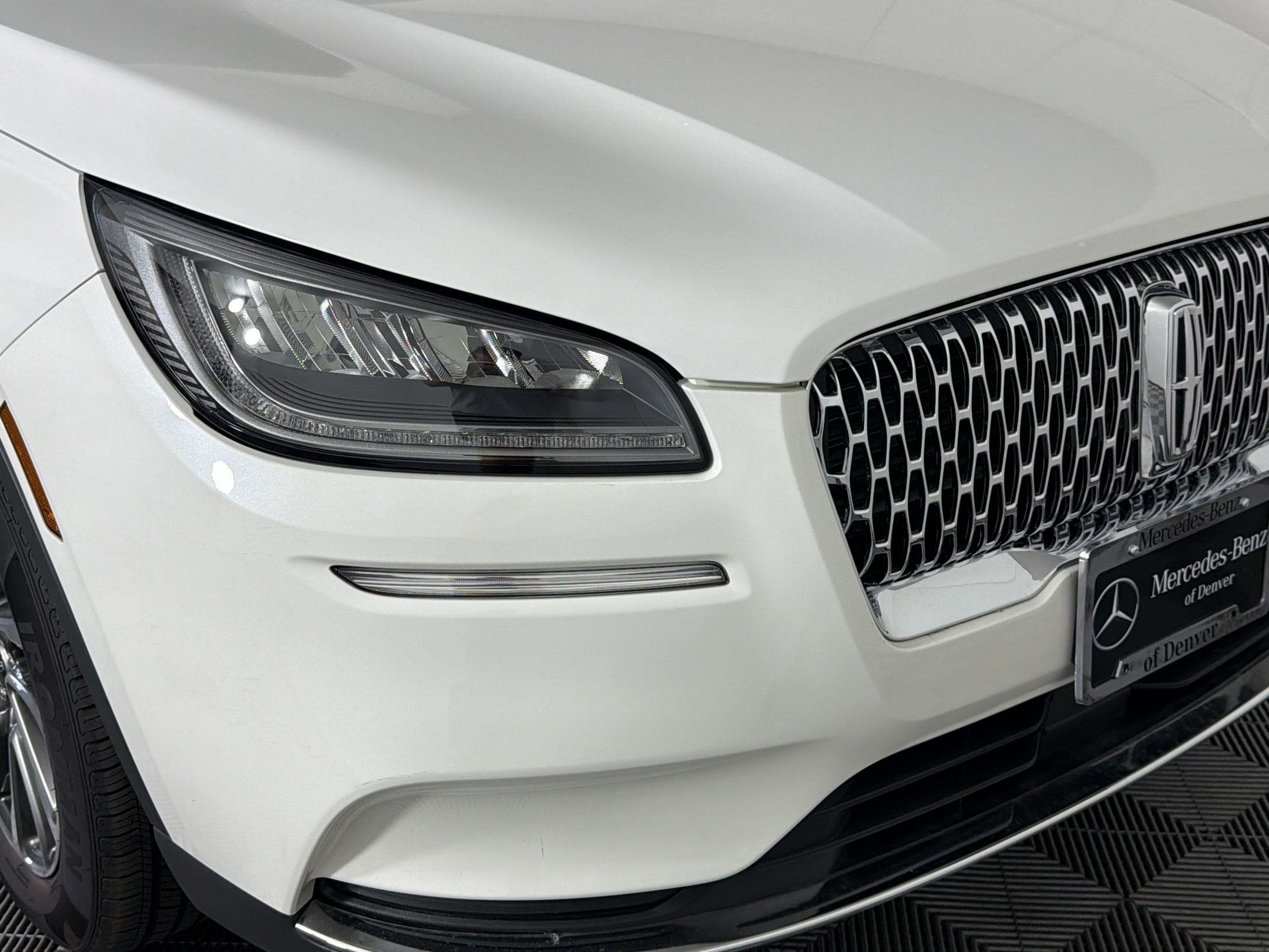 Used 2022 Lincoln Corsair AWD w/ Equipment Group 101A image 12