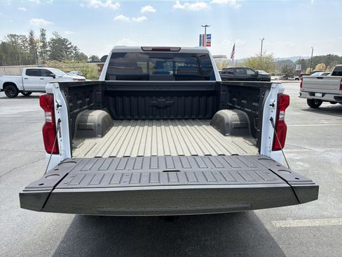 New 2026 Chevrolet Silverado 1500 LT Trail Boss w/ Convenience Package II AWD/4WD image 18
