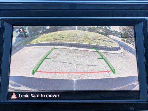 Certified 2024 Volkswagen Tiguan S image 20