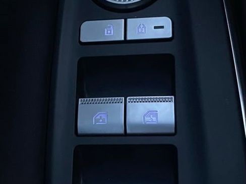 Used 2024 Genesis GV70 2.5T Sport Prestige w/ Sport Prestige Package image 29