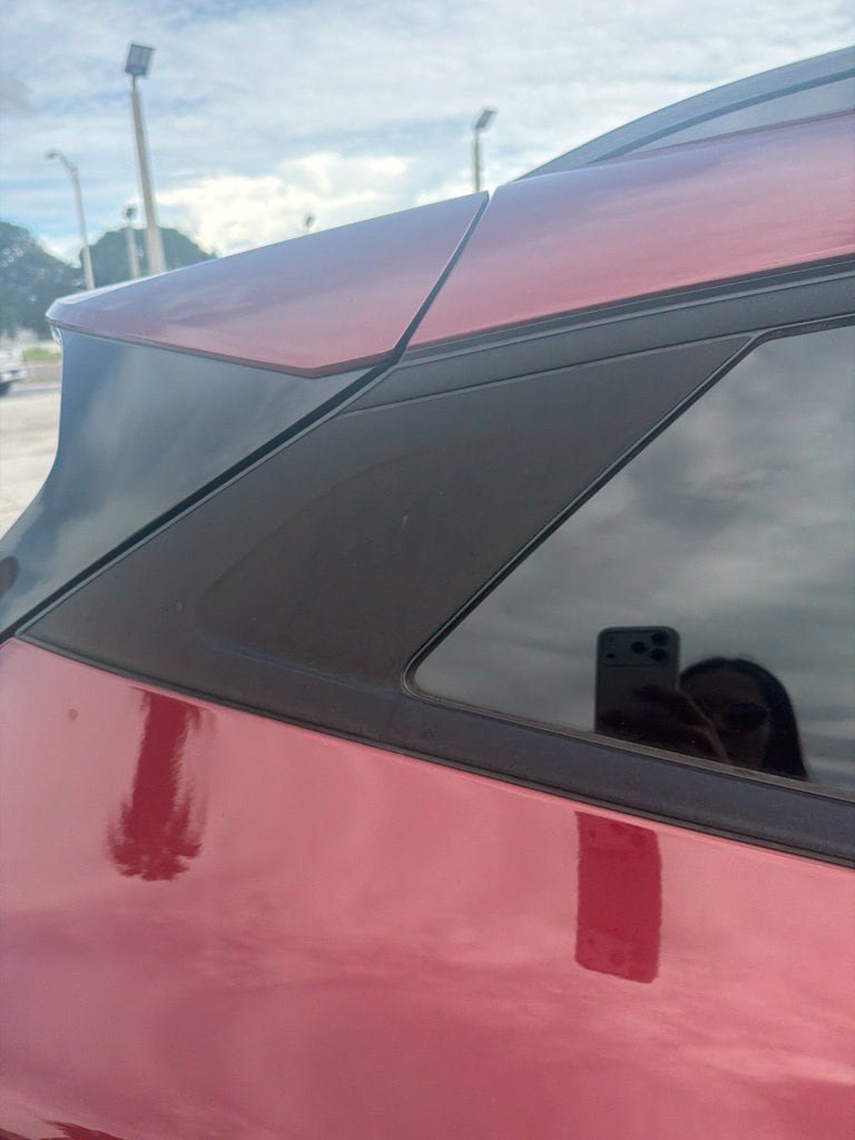 Certified 2023 Kia Sportage SX FWD image 3