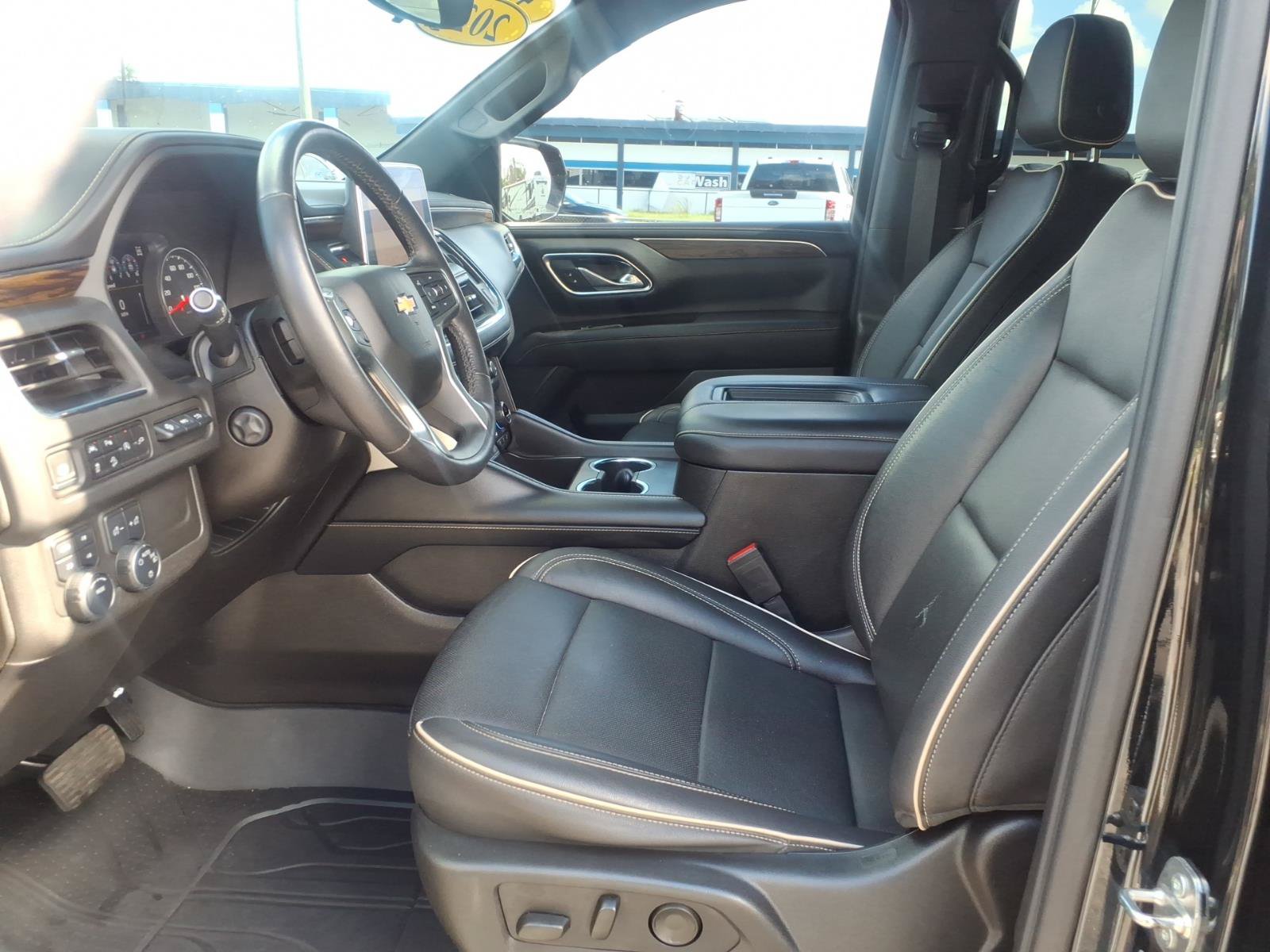 Used 2021 Chevrolet Tahoe Premier AWD/4WD image 21
