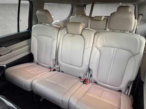 Used 2022 Jeep Wagoneer Series I image 22