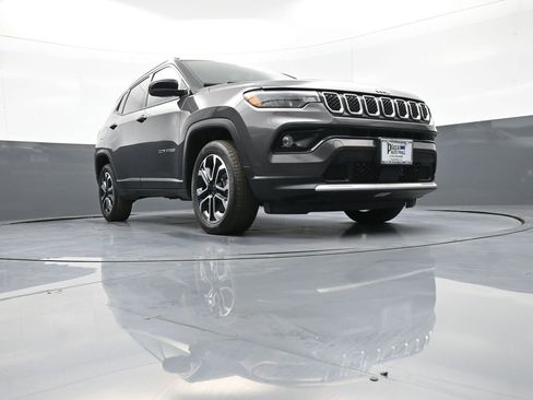 Used 2023 Jeep Compass Limited AWD/4WD image 26