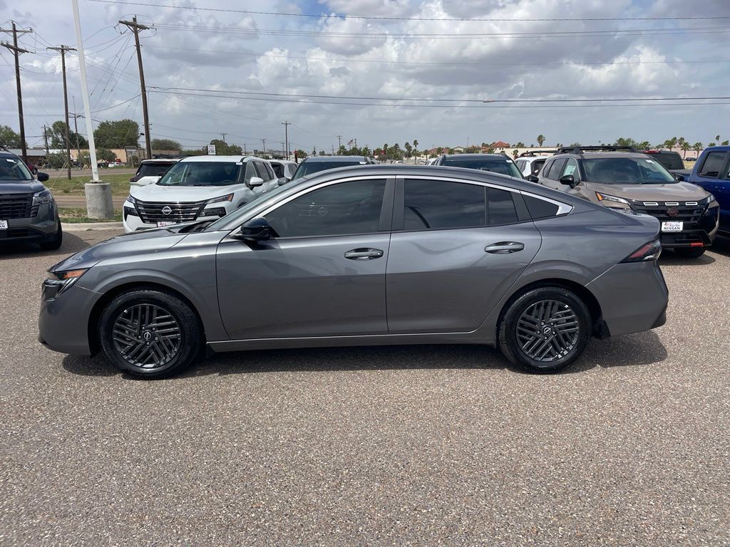 Certified 2026 Nissan Sentra SV w/ SV Convenience Package FWD image 4