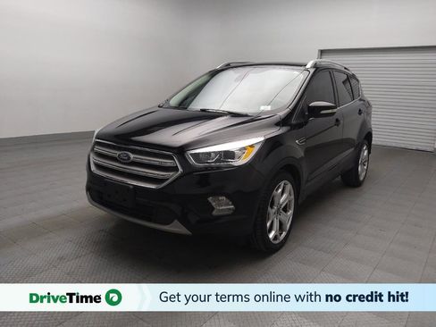 Used 2019 Ford Escape Titanium image 1