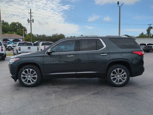 Used 2018 Chevrolet Traverse Premier FWD image 7
