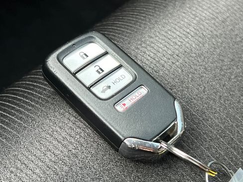 Used 2019 Honda Accord LX image 22