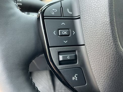 Certified 2024 Toyota Prius Limited w/ Limited Premium Package AWD/4WD image 19