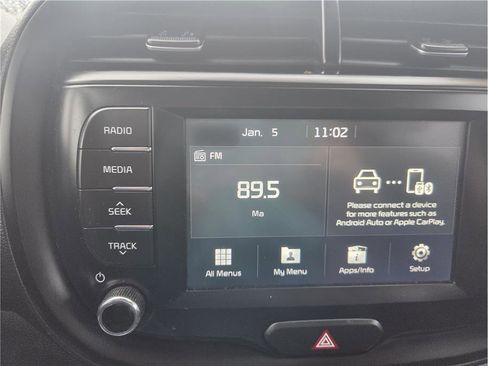 Used 2020 Kia Soul LX image 17