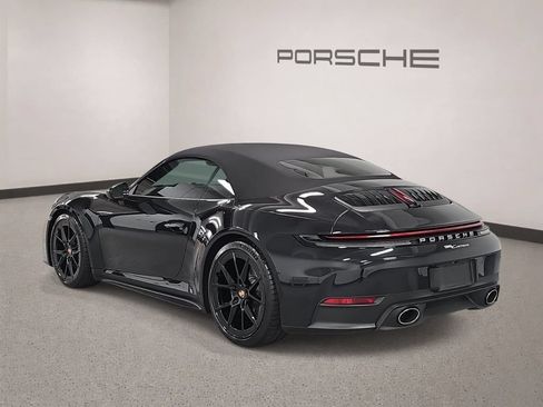 Certified 2025 Porsche 911 Carrera RWD image 3
