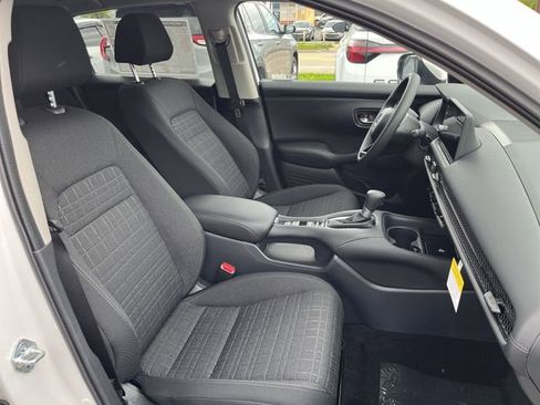 New 2026 Honda HR-V LX image 25
