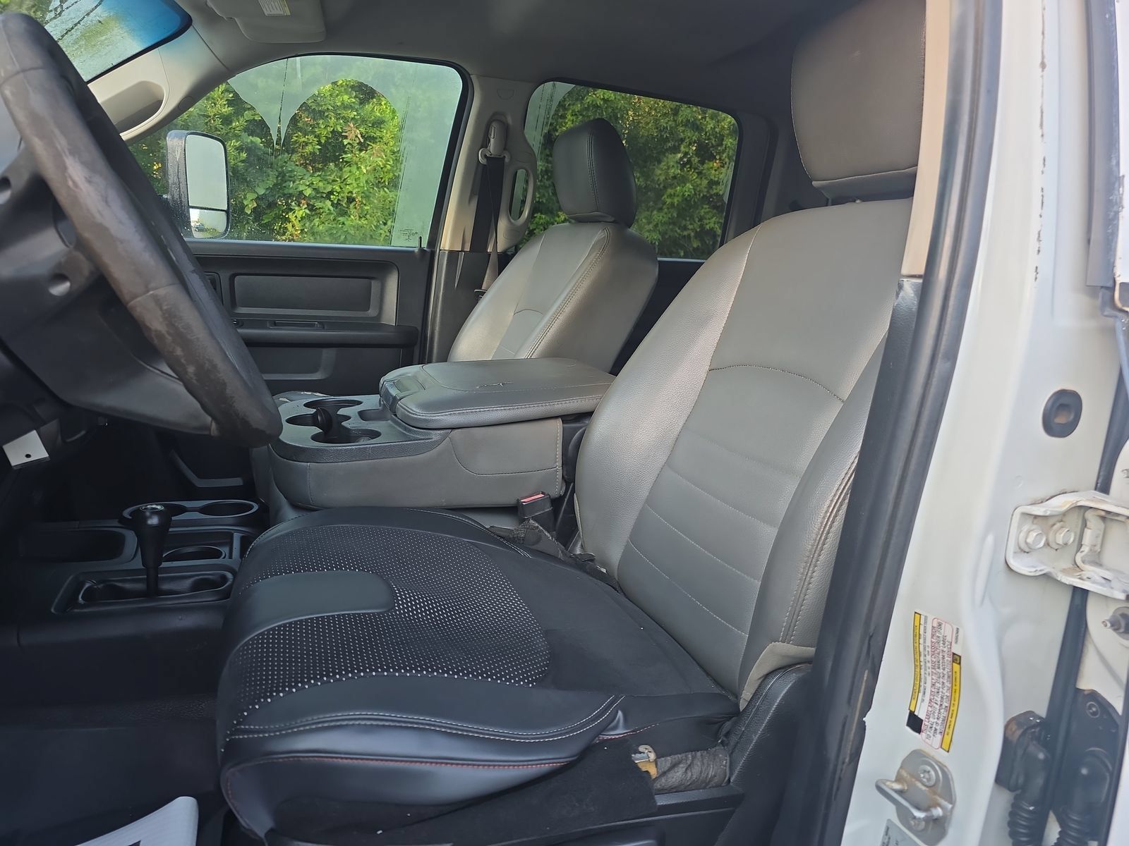 Used 2017 RAM 3500 Tradesman AWD/4WD image 14