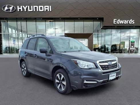 Used 2017 Subaru Forester 2.5i Premium w/ All-Weather Package image 10