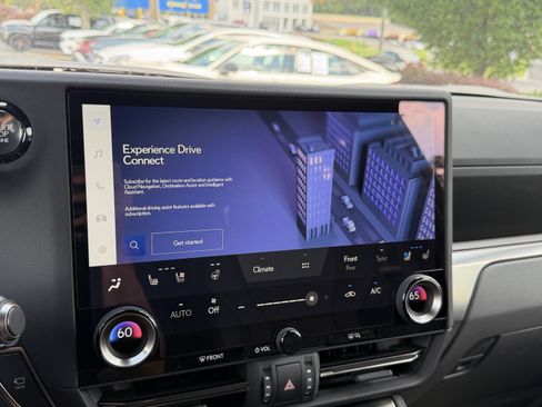 Used 2026 Lexus GX 550 w/ Accessory Package (2T) AWD/4WD image 22