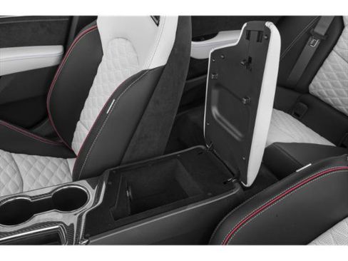 Used 2022 Cadillac CT5 V w/ LPO, ONYX Package AWD/4WD image 31