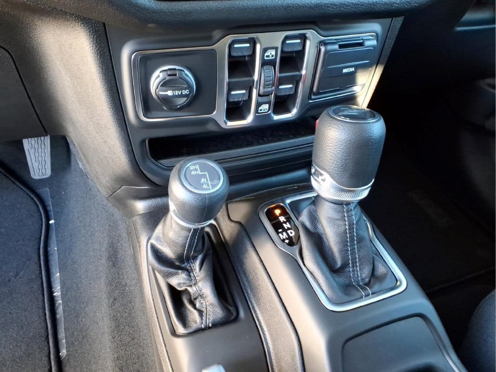 New 2027 Jeep Gladiator Sport AWD/4WD image 22