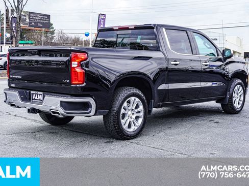 Used 2025 Chevrolet Silverado 1500 LTZ w/ LTZ Premium Package image 7