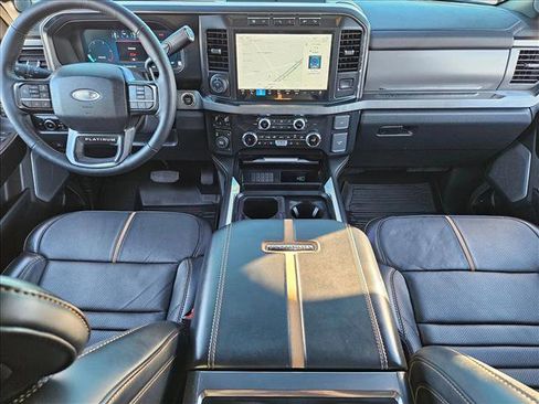 Used 2024 Ford F450 Platinum w/ FX4 Off-Road Package image 16
