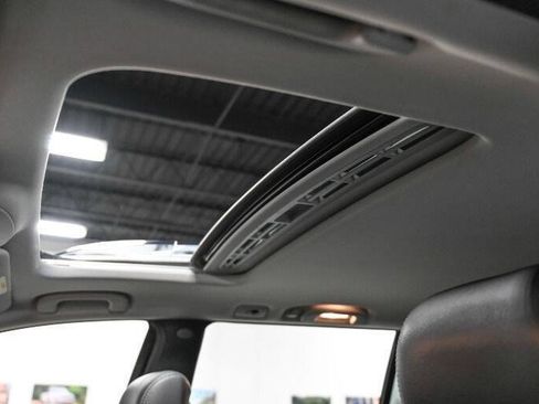Used 2010 Mercedes-Benz GL 450 4MATIC image 17