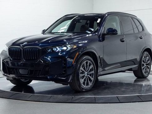 New 2026 BMW X5 xDrive40i w/ M Sport Package AWD/4WD image 8