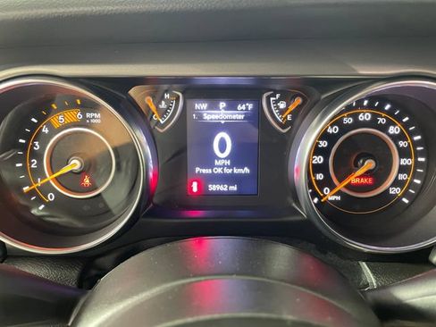 Used 2022 Jeep Wrangler Unlimited Sport AWD/4WD image 5