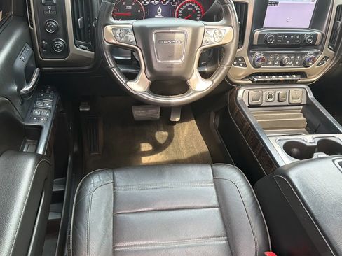 Used 2015 GMC Sierra 3500 Denali w/ Duramax Plus Package image 70