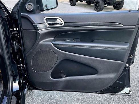 Used 2019 Jeep Grand Cherokee Limited w/ Luxury Group II image 20