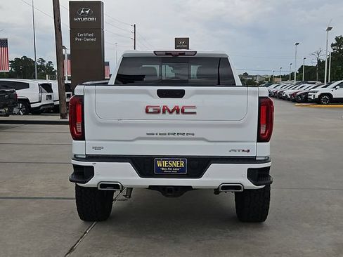 Used 2022 GMC Sierra 1500 AT4 w/ AT4 Premium Package AWD/4WD image 6