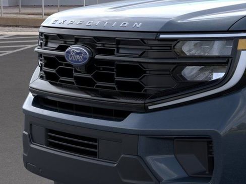 New 2026 Ford Expedition Active RWD image 17