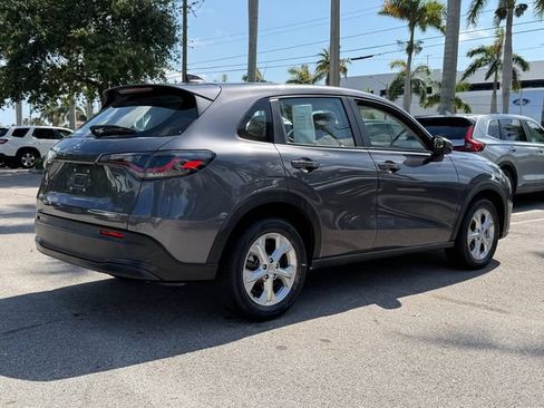 Certified 2023 Honda HR-V LX image 8