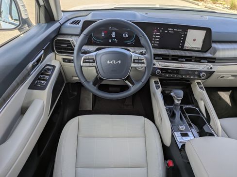 New 2025 Kia Telluride EX w/ EX Captain's Chair Package image 22