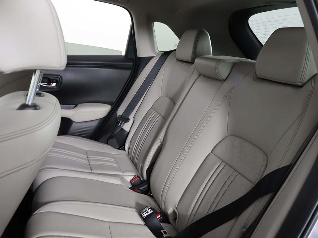 Certified 2025 Honda HR-V EX-L image 33
