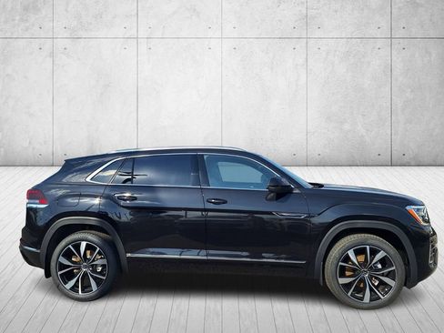 New 2026 Volkswagen Atlas Cross Sport SEL Premium R-Line AWD/4WD image 4