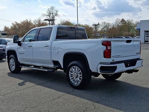 Used 2020 Chevrolet Silverado 2500 High Country w/ Z71 Off-Road Package AWD/4WD image 7