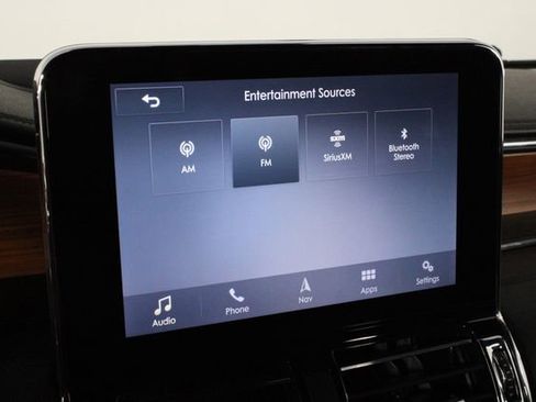 Used 2019 Lincoln Navigator Premiere image 33