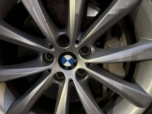 Used 2016 BMW 740i image 44