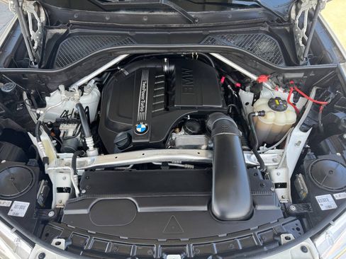 Used 2018 BMW X5 xDrive35i AWD/4WD image 25