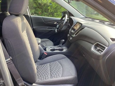 Used 2021 Chevrolet Equinox LT FWD image 36