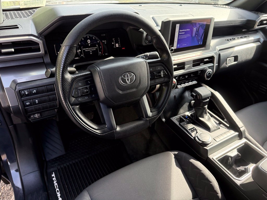 Certified 2025 Toyota Tacoma SR5 AWD/4WD image 13
