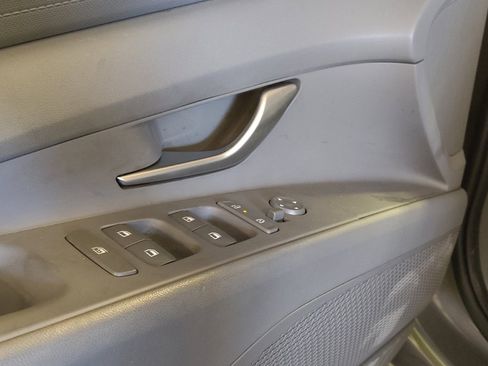 Used 2024 Hyundai Elantra SE image 27