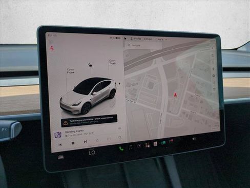Used 2024 Tesla Model Y Long Range AWD/4WD image 14