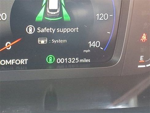 Certified 2025 Acura ADX A-Spec image 21