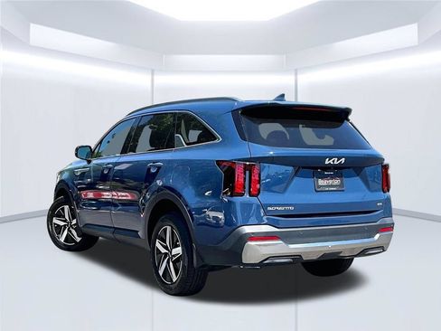 Used 2024 Kia Sorento S w/ Panoramic Sunroof Package AWD/4WD image 13