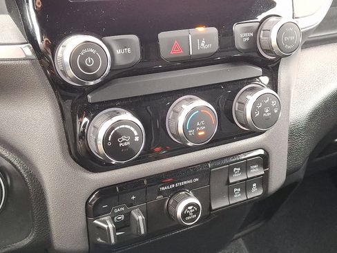 Certified 2025 RAM 1500 Big Horn w/ Trailer Tow Group AWD/4WD image 16